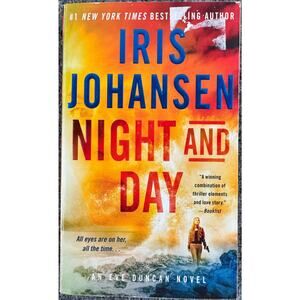 Night and Day by Iris Johansen (Paperback)